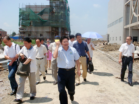 国家生长和刷新委员会职员赴武进项目现场调研